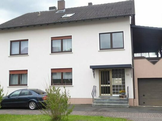 Top gepflegtes 3-Familienhaus mit malerischem Grundstück in Bestlage Neuhof