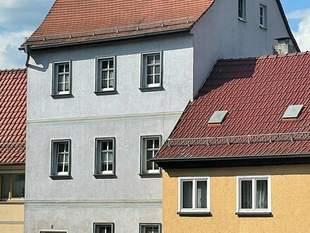 Kleines, solides Mehrfamilienhaus in Kahla