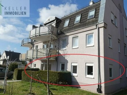 FÜR KAPITALANLEGER, VERMIETETE 2-R-Erdgeschosswohnung mit Süd-Ost Terrasse, Bad mit Fenster, PKW Stellplatz am Haus