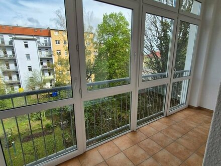 3 Raum Wohnung mit Balkon