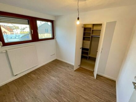 Moderne Altbauwohnung (2 ZKB) mit EBK und begehbarem Kleiderschrank im DG - Zentrale Lage in Trier-Euren