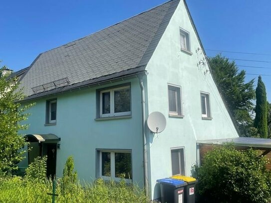 Kleines Einfamilienhaus mit Garten