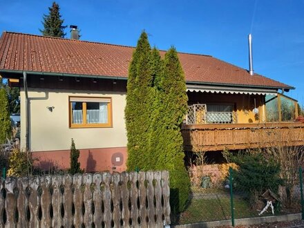 Freistehendes sonniges Einfamilienhaus mit ELW / Mehrgenerationenhaus