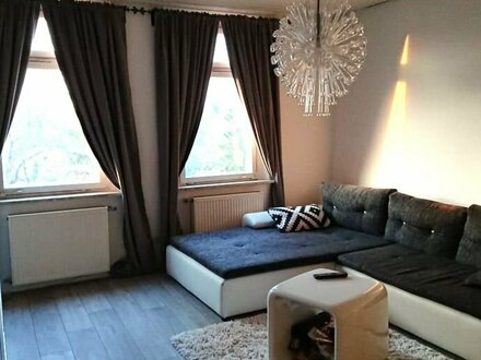 Provisionsfrei: Schöne, helle 2-Zimmerwohnung in ruhiger Lage in Fürth-Süd