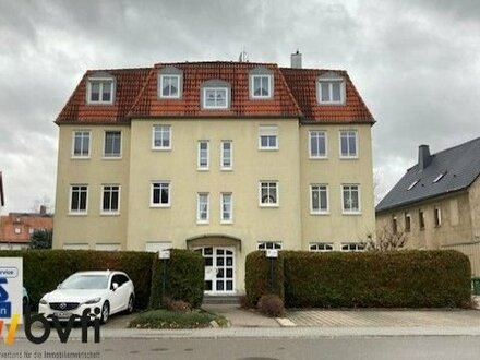 +++ MEHRFAMILIENHAUS MIT 8 WE KOMPLETT VERMIETET +++ ZU VERKAUFEN +++ ALTENBURGER LAND +++ ZENTRUMSNAH IN RUHIGER WOHNL…