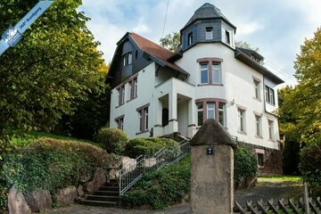 Herrliche Villa als modernes Familien- und Arbeitsdomizil