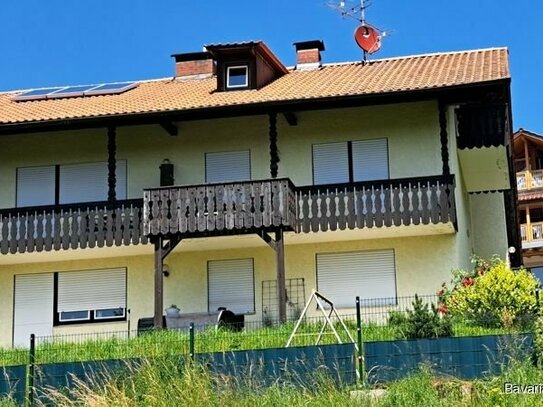 Haus mit 4 Wohneinheiten in traumhafter Aussichtslage von Sankt Englmar sofort zu verkaufen!