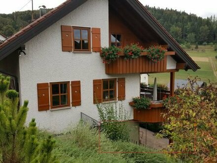 Sonnige Wohnung mit großer Terrasse und Panoramablick