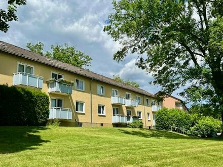 LEERE 2 ZIMMER WOHNUNG MIT SÜD BALKON IM ERDGESCHOSS