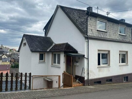 Wohnhaus in zentraler Lage von Idar-Oberstein und viel Platz für die Familie