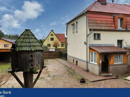 Raum zur Selbstverwirklichung! - Doppelhaushälfte als Dreiseitenhof mit Photovoltaik in Gielsdorf