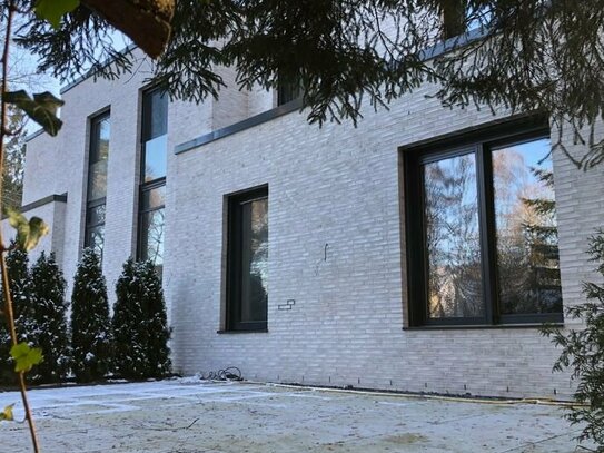Geschmackvolle zweistöckige 5-Raum Neubauwohnung mit EBK im grünen Hamburg-Eißendorf