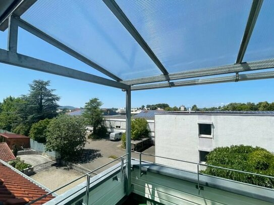 2-Zimmer-Maisonette mit Balkon & Garage und neuer EBK!!