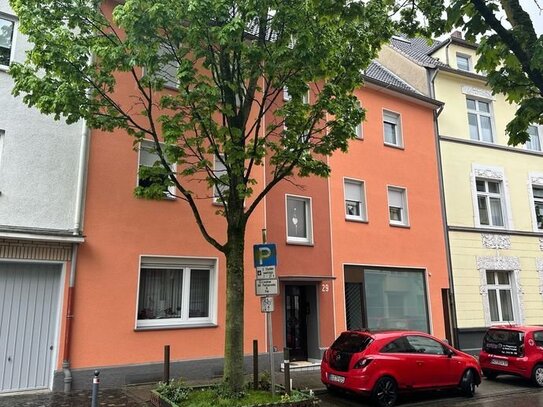 Witten-Mitte: 2,5 Zimmer mit 75m² in sehr gepflegtem Haus