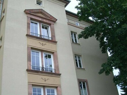 Zentrumsnahe Wohnung mit Balkon, optisch ansprechend inklusive Bodenkammer