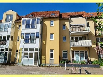 Eigennutzer aufgepasst-Schöne 3-Raumwohnung mit Dachterrasse in gepflegter Wohnanlage wartet auf Sie