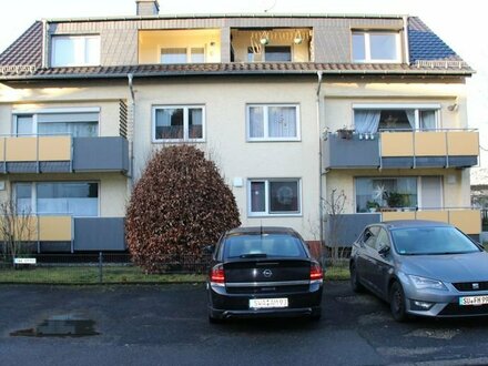 Attraktive 3 ZKB Wohnung mit Balkon und Stellplatz in Taunusstein.