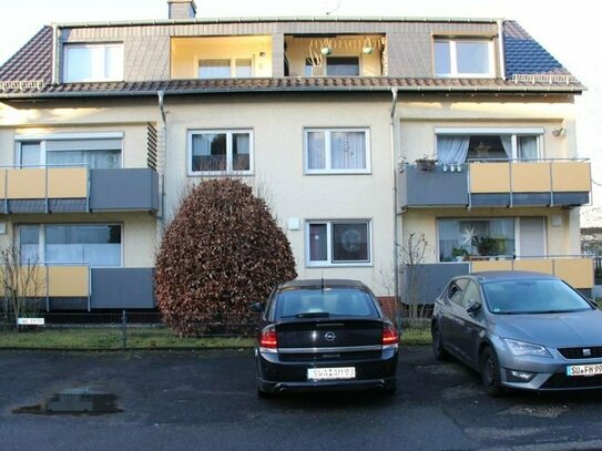 Attraktive 3 ZKB Wohnung mit Balkon und Stellplatz in Taunusstein.