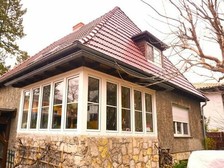 Freundliches und gepflegtes 6-Zimmer-Einfamilienhaus in Teltow, ruhige Lage mit sehr guter Verkehrsanbindung