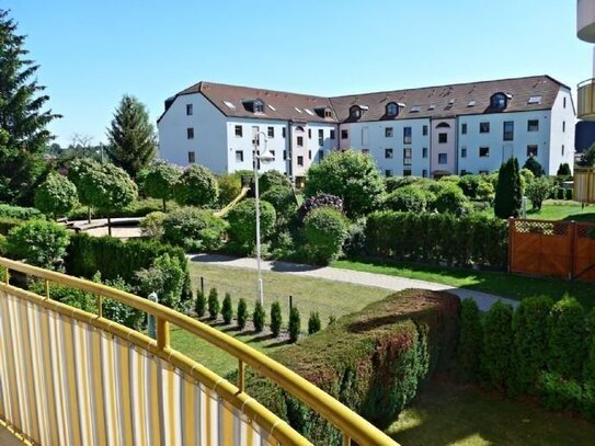 sonnige 2-Raum-Wohnung im 1OG mit Balkon, EBK und Tiefgaragenstellplatz