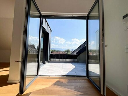 * KfW 40 Plus * Penthouse-Wohnung mit Dachterrasse und Bergblick!