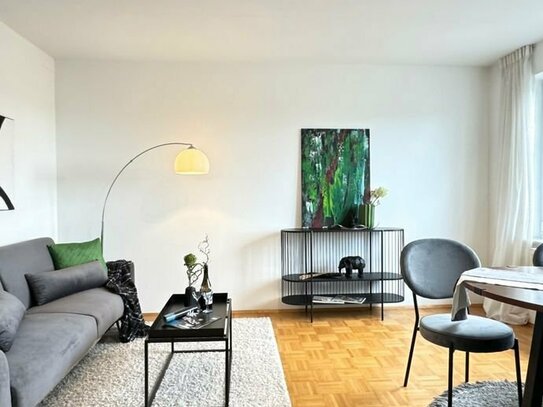 WILHELM-HERTZ-HÖFE IN SCHWABING - Charmante 2-Zimmer-Wohnung mit Sonnenbalkon zum Innenhof