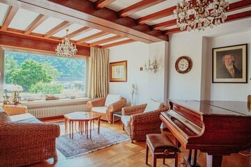 2-3 Familienhaus mit fantastischem Moselblick in beliebter Lage von St. Aldegund, Nähe Zell