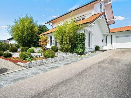 Traumhaftes Einfamilienhaus mit ELW im DG und zauberhaftem Garten in Radolfzell-Markelfingen