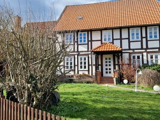 Top gepflegtes 2-Familienhaus in Räbke!