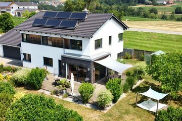 Modern und stilvoll! Außergewöhnliches Traumhaus der Extraklasse mit großem Gartenbereich