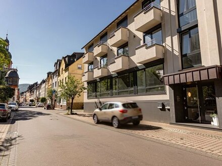 Hochwertige Wohnung mit Moselblick und Parkplatz in Zeller Altstadt