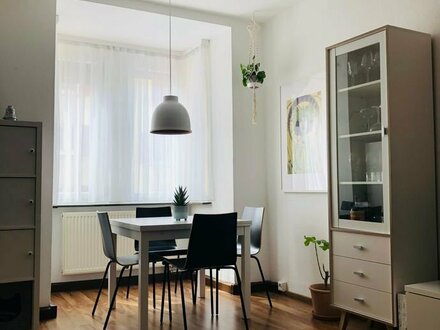 Stilvolle 3-Zimmer-Wohnung mit Balkon und Einbauküche in Stuttgart-Ost, KEINE KEHRWOCHE