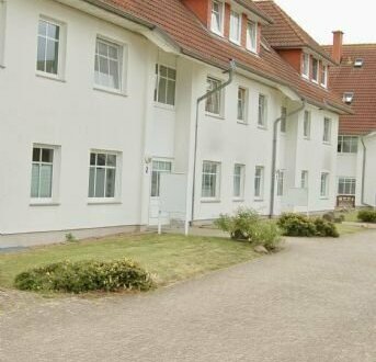 Bezugsfreie Eigentumswohnung mit Terrasse und Tiefgaragenstellplatz im Seebad Heringsdorf -