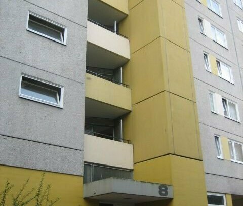 Vermietete 3 Zi.-ETW mit 2 Balkone + 1 TG-Platz in Laatzen