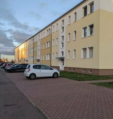 schöne, helle 2-Raum Wohnung in Zörbig