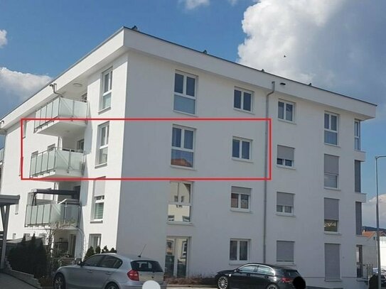 Moderne 3,5-Zimmer-Wohnung mit Einbauküche, Aufzug und vielen weiteren Extras