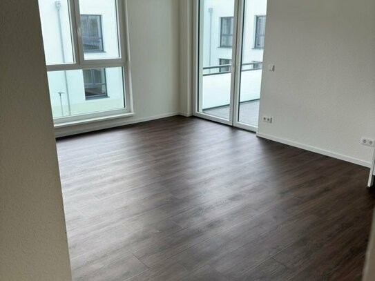 Wohnen mit Service: Barrierefreie 2-Zi.-Wohnung mit gemütlicher Terrasse