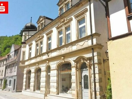 Attraktives Mehrfamilienhaus mit Gewerbeeinheit in zentraler Lage von Bad Berneck