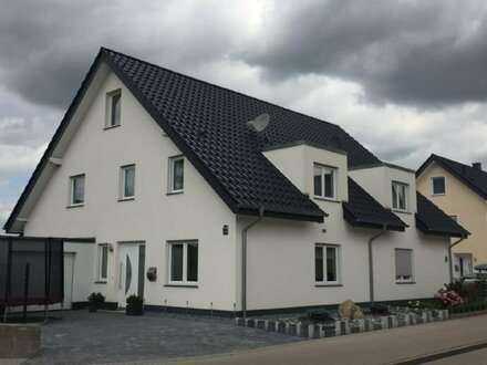 Neubau Doppelhaushälfte in Werther - Wir bauen nach Ihren Wünschen!