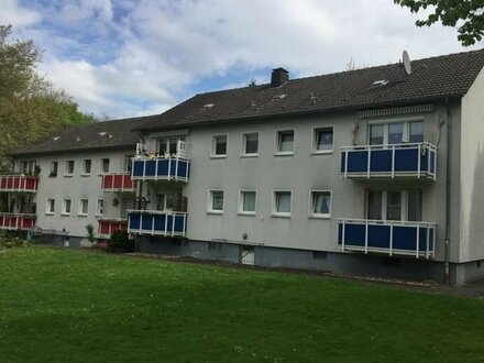 ** Gut vermietete Kapitalanlage im schönen Mehrfamilienhaus mit Balkon! **