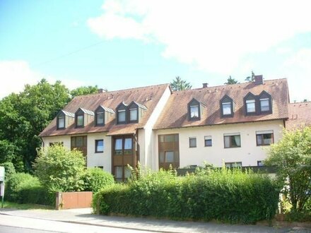 ***DER FRÜHLING KLOPFT AN...gemütliche Dachgeschoßwohnung ohne Balkon...***