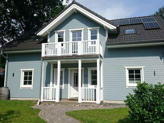 Neuwertiges Schwedenhaus in wunderschöner Lage in Wentorf bei Hamburg