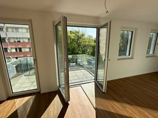 Erstbezug: sonnige Neubauwohnung mit hochwertiger Einbauküche und Balkon