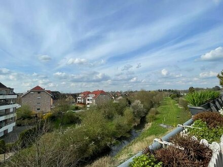 seniorengerechte, modern möblierte Penthouse-Wohnung (145 qm) über den Dächern von Rheinberg