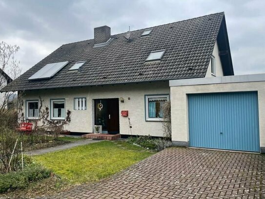 Solides Einfamilienhaus in Wellerode mit Potential