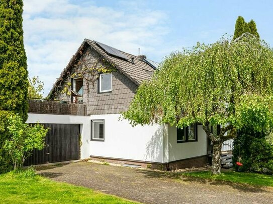 Charmantes Mehrfamilienhaus mit großzügigem Grundstück in idyllischer Lage