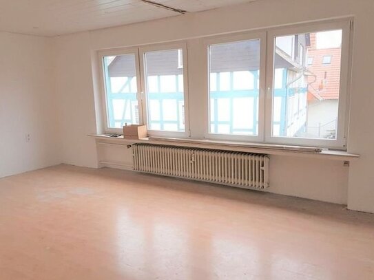 *** 3 Zimmer, Küche, Badezimmer in Baunatal-Kirchbauna zu vermieten***