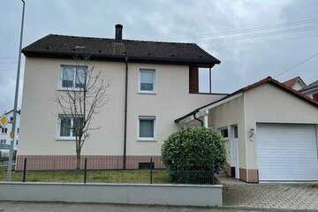 Gepflegtes Zweifamilienhaus in Mühlheim an der Donau