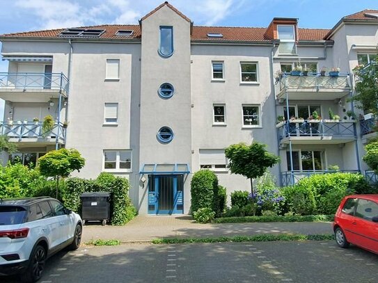 Moderne Stadtwohnung mit Südbalkon