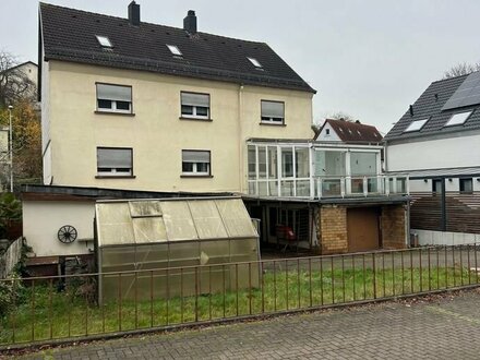Großzügiges Mehrgenerationshaus in ruhiger aber zentraler Lage in Waldfischbach-Burgalben